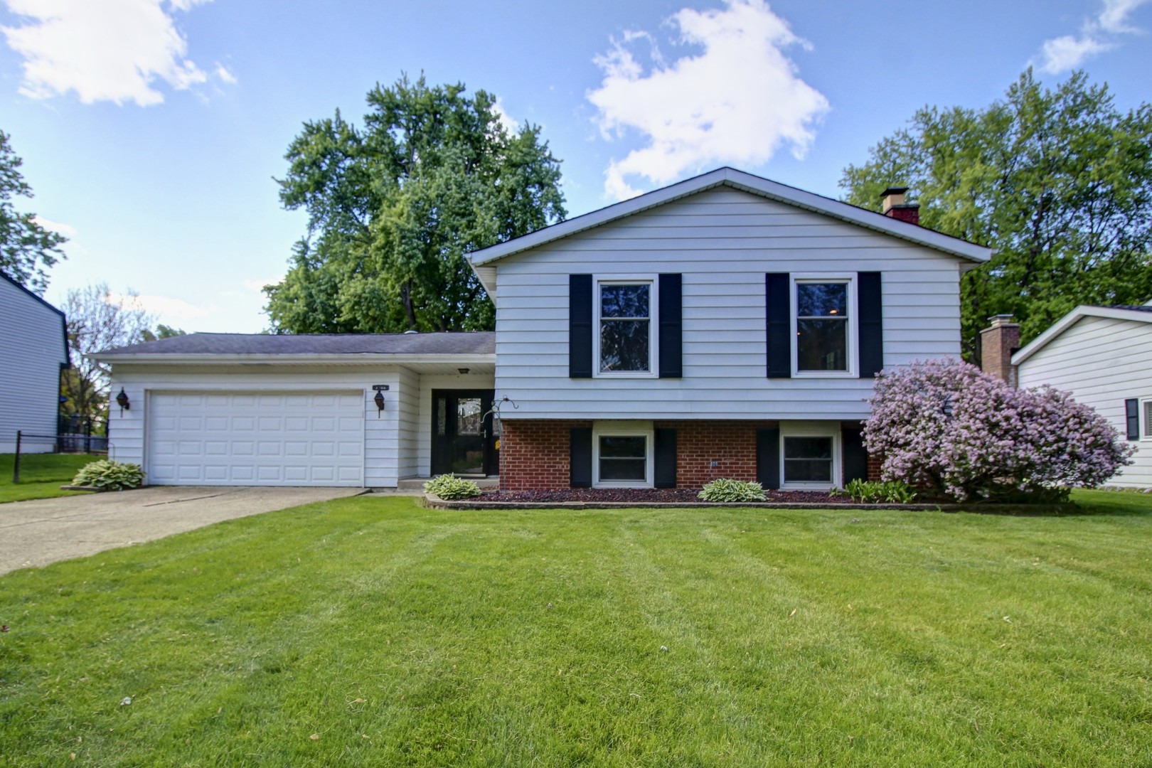 2266 Durham Drive Wheaton IL 60189