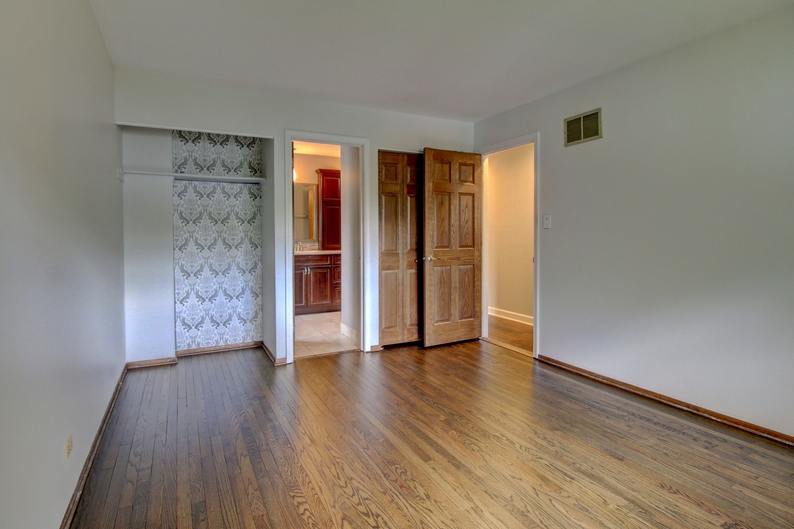 2266 Durham Drive Wheaton IL 60189