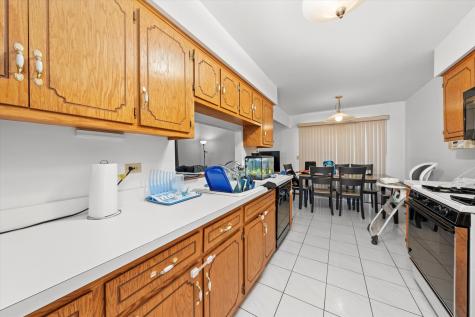 4343 West Emerald Way Street Alsip IL 60803