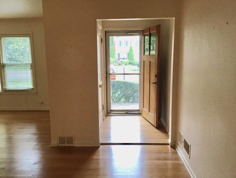 9532 Springfield Avenue Evanston IL 60203