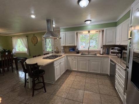 320 South Main Street Creston IL 60113