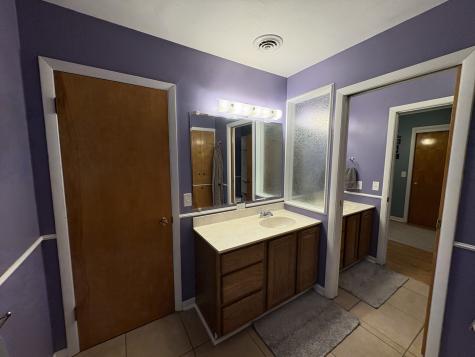 320 South Main Street Creston IL 60113