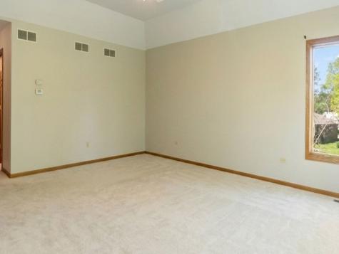 2772 Glendower Terrace Elgin IL 60124