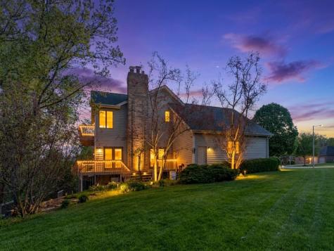 2772 Glendower Terrace Elgin IL 60124