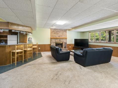 2772 Glendower Terrace Elgin IL 60124