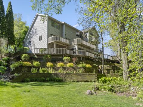 2772 Glendower Terrace Elgin IL 60124