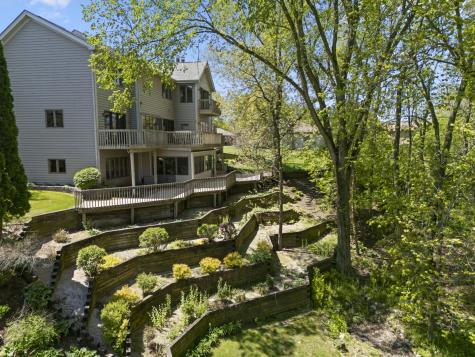 2772 Glendower Terrace Elgin IL 60124