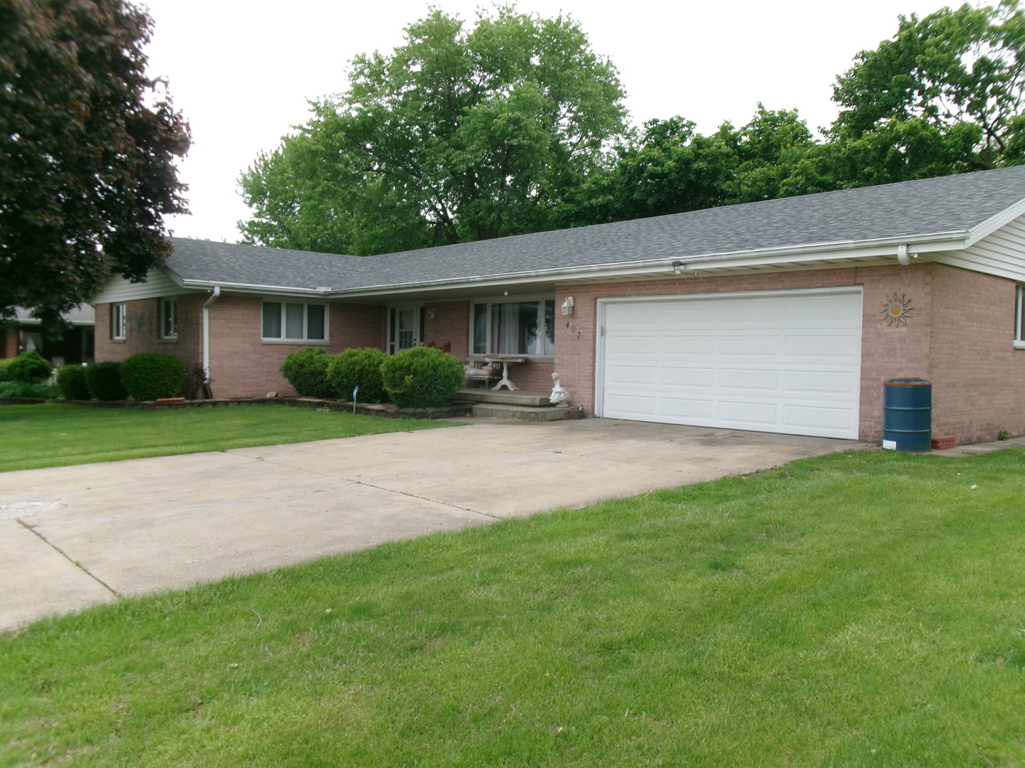 407 East Pine Street Chatsworth IL 60921