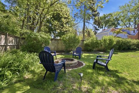 1423 Kirk Street Evanston IL 60202