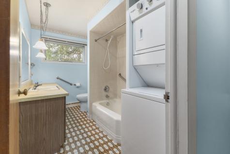 2N570 Argyle Street Lombard IL 60148