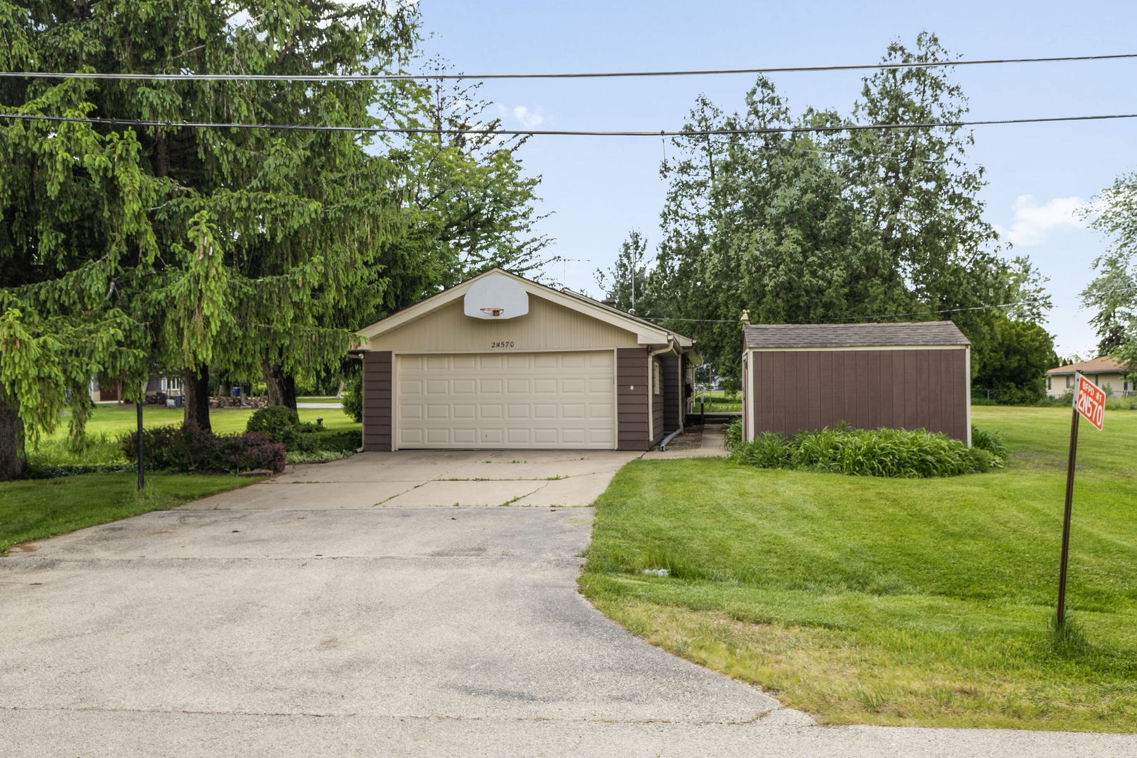 2N570 Argyle Street Lombard IL 60148