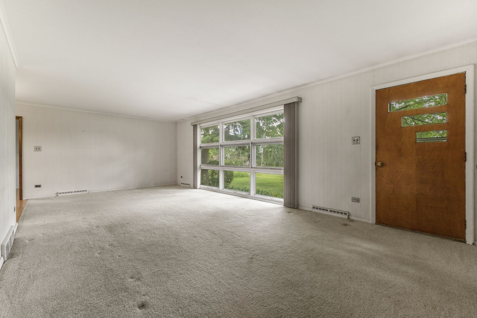 2N570 Argyle Street Lombard IL 60148