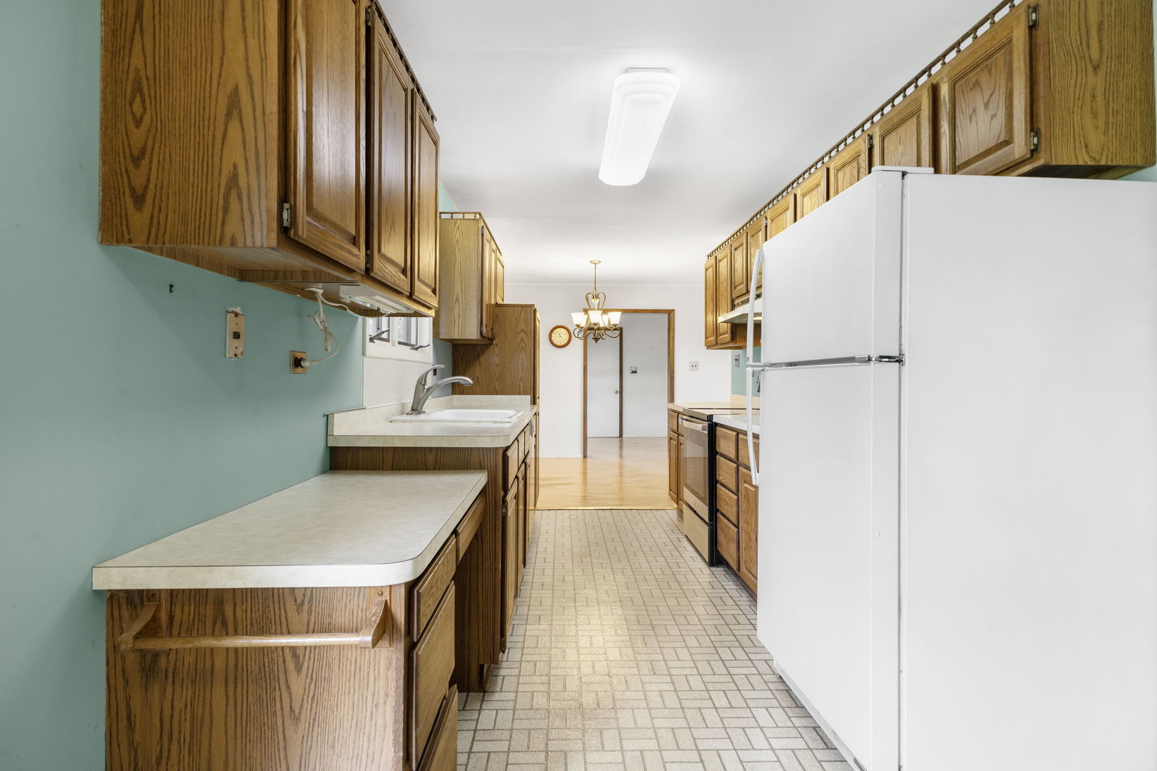 2N570 Argyle Street Lombard IL 60148