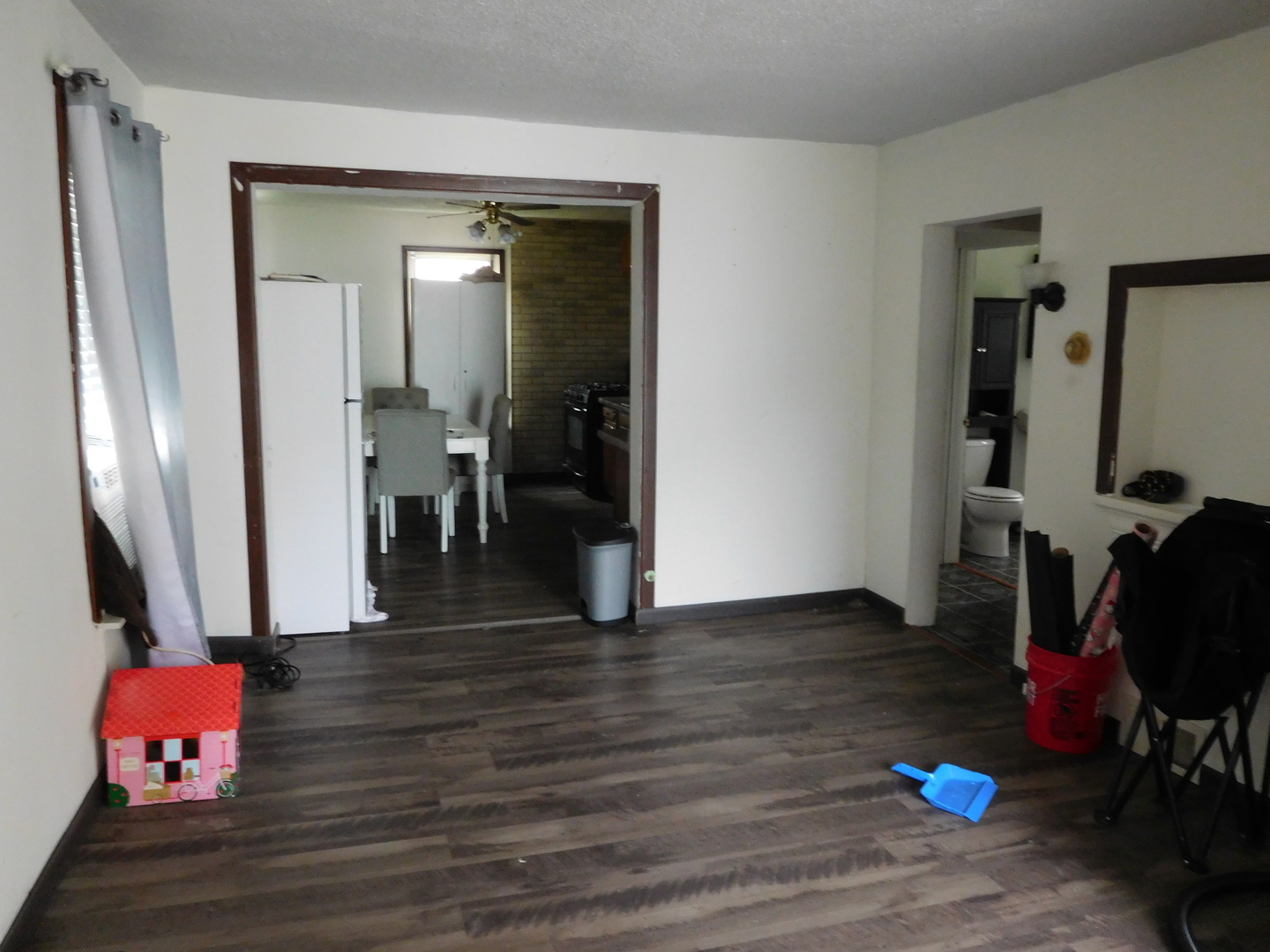 1069 Douglas Avenue Aurora IL 60505