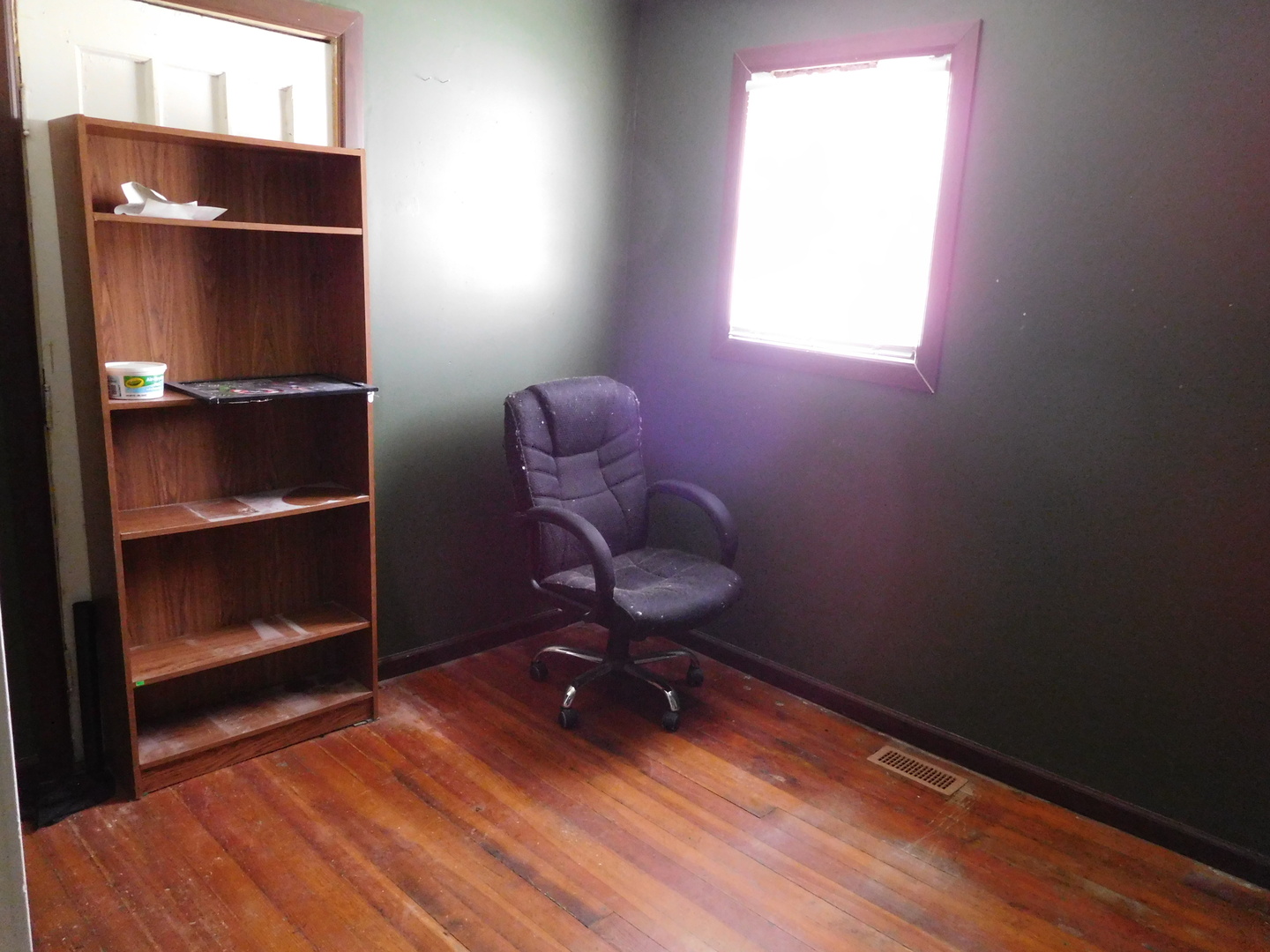 1069 Douglas Avenue Aurora IL 60505
