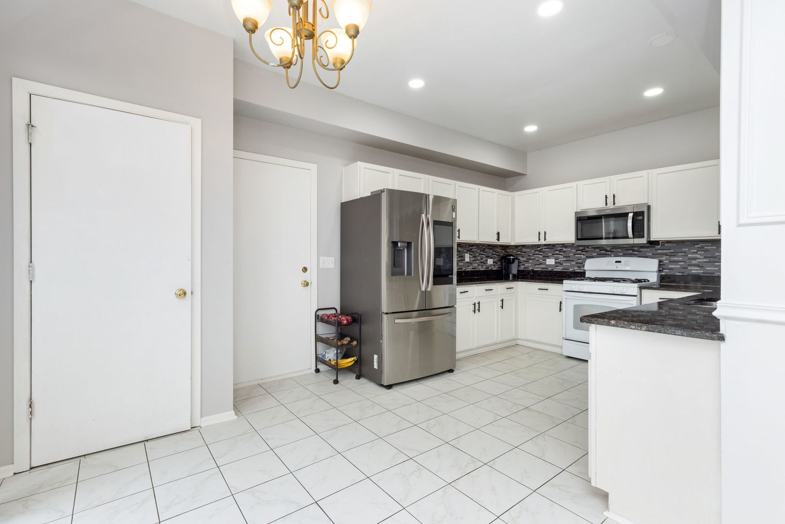 1845 Bluestem Circle Aurora IL 60504