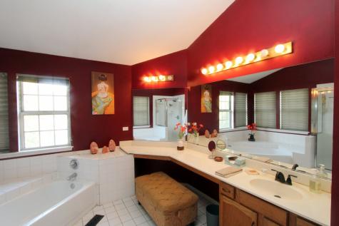 1709 Cunningham Lane Crystal Lake IL 60014