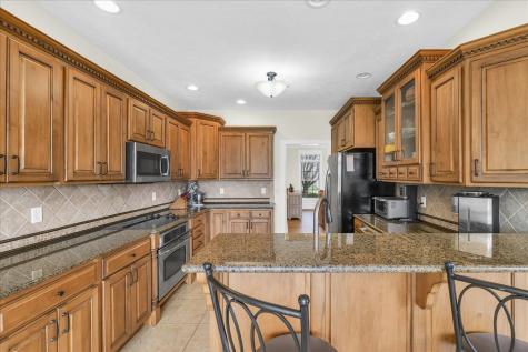 5005 Stonebridge Drive Champaign IL 61822