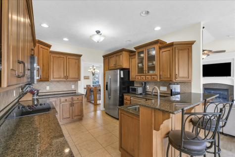 5005 Stonebridge Drive Champaign IL 61822