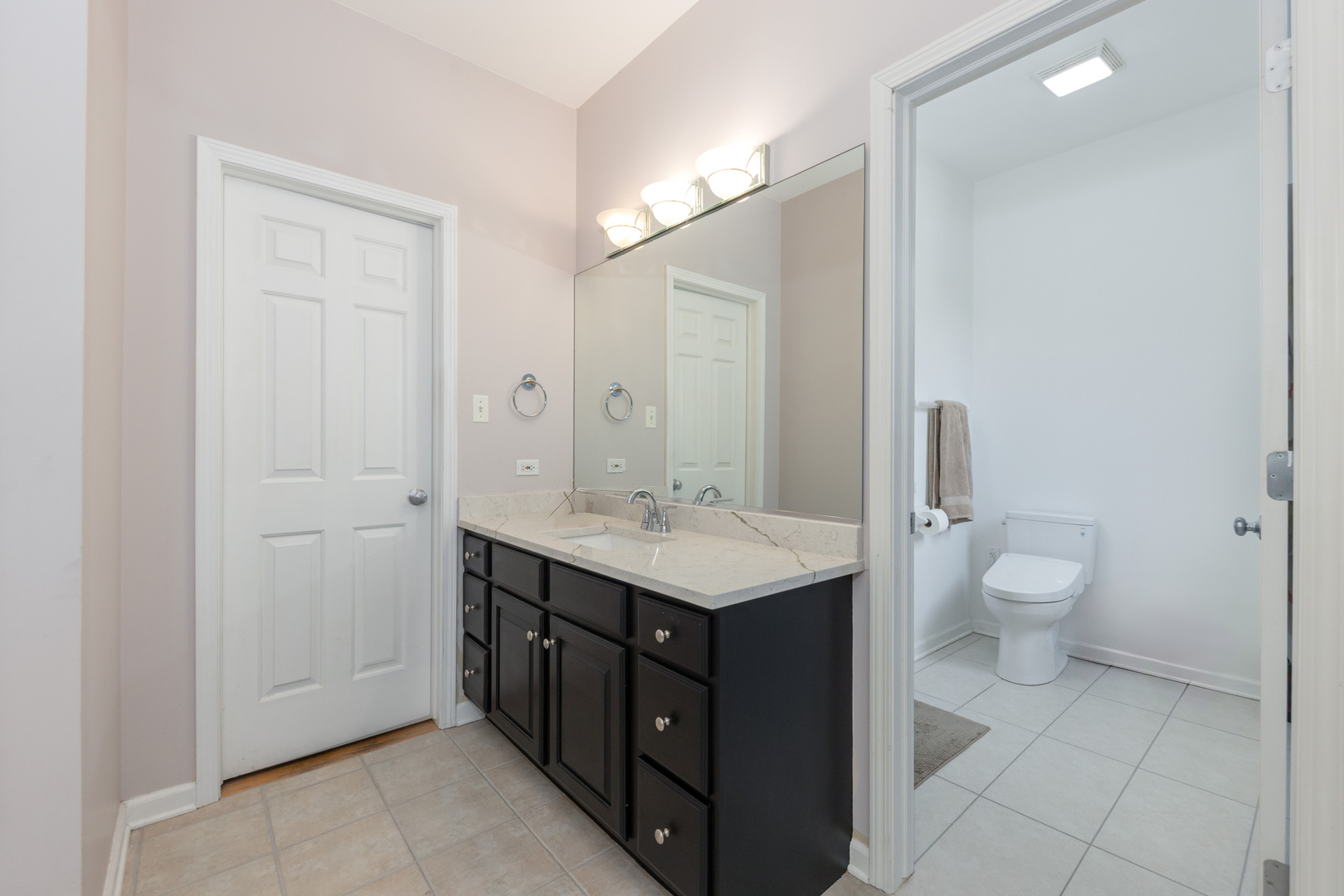 2308 Hillsboro Lane Naperville IL 60564