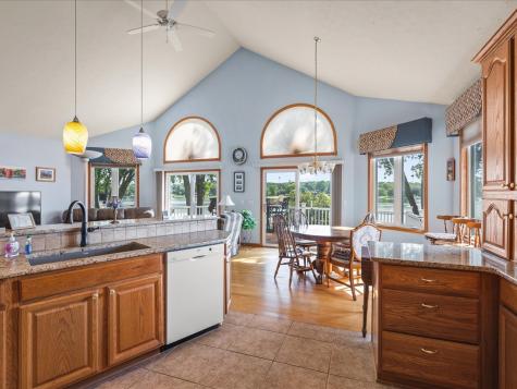 870 Breckenboro Road Davis IL 61019