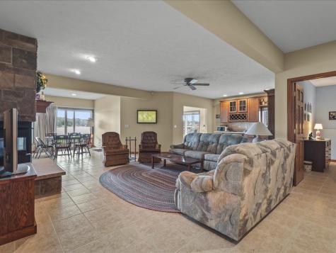 870 Breckenboro Road Davis IL 61019