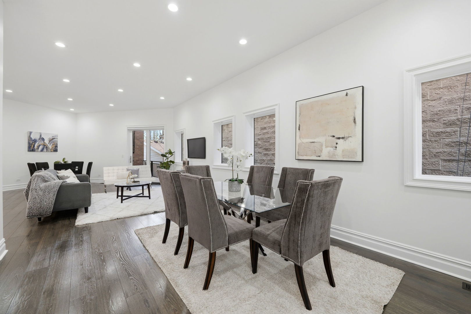 1443 North Cleaver Street Chicago IL 60642
