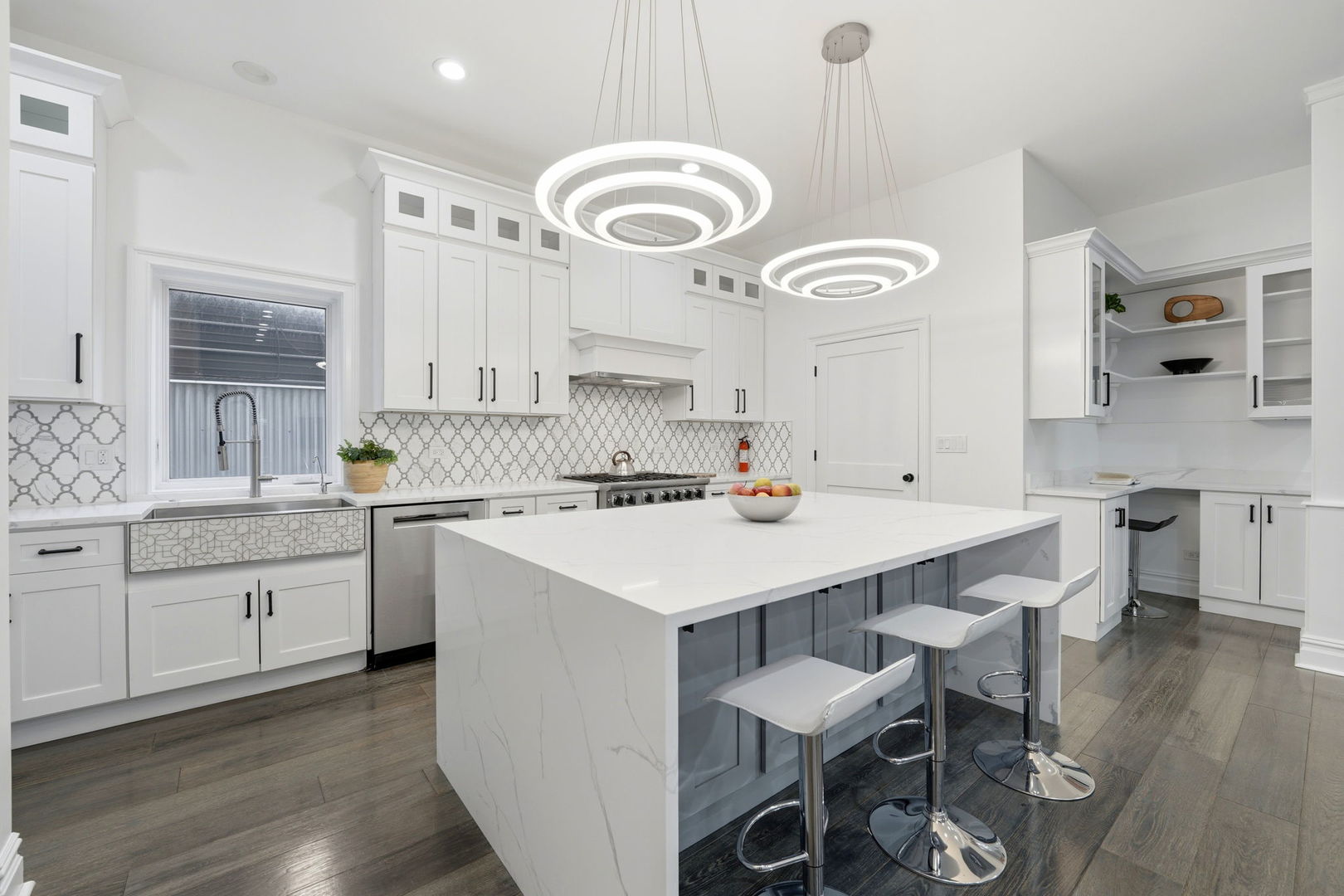1443 North Cleaver Street Chicago IL 60642