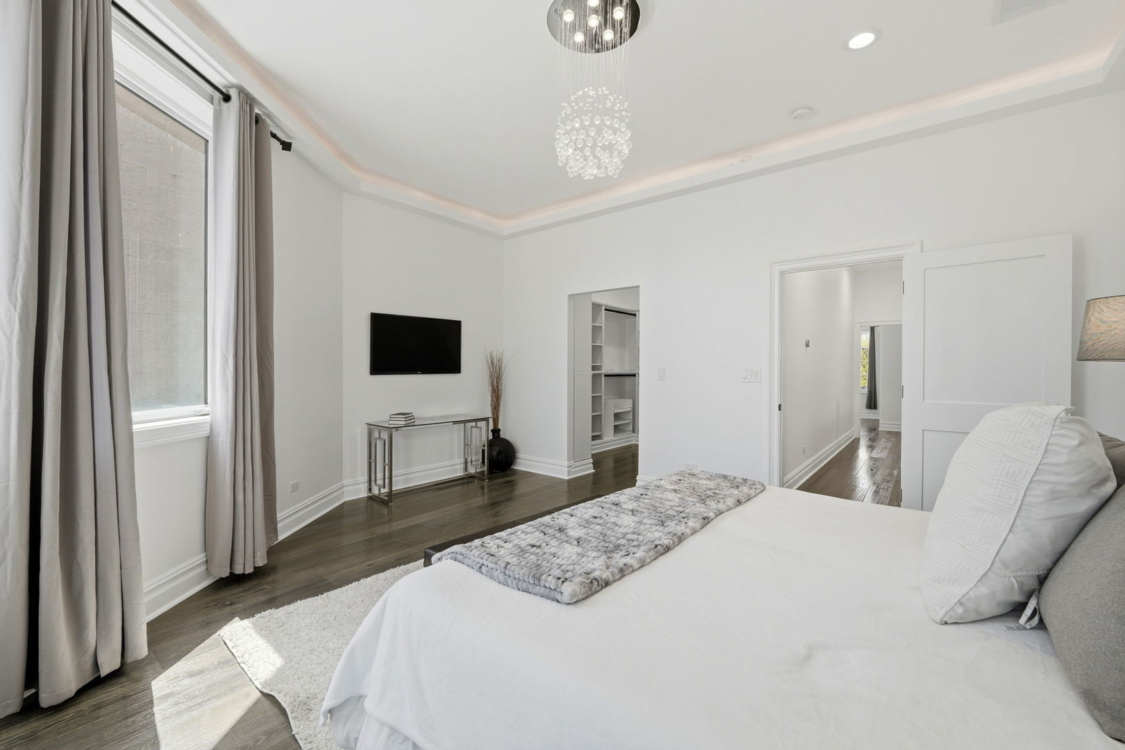 1443 North Cleaver Street Chicago IL 60642