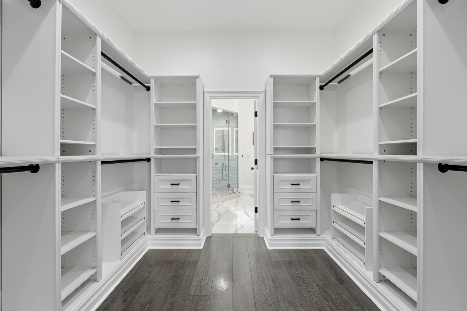 1443 North Cleaver Street Chicago IL 60642
