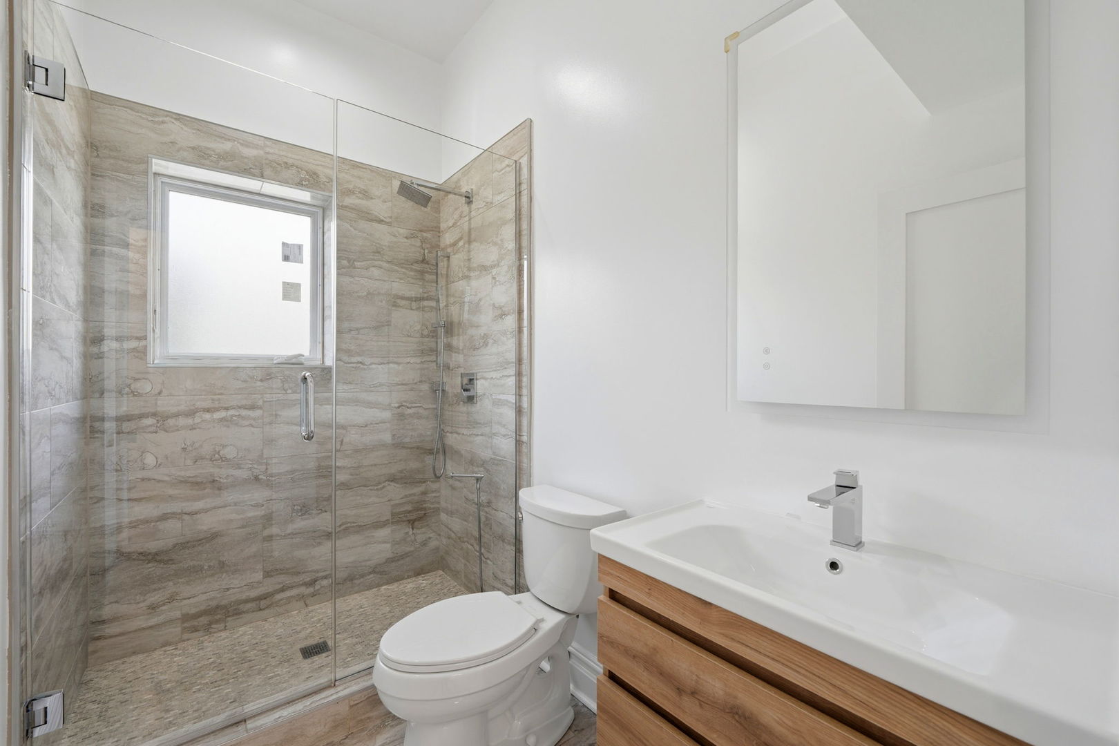 1443 North Cleaver Street Chicago IL 60642