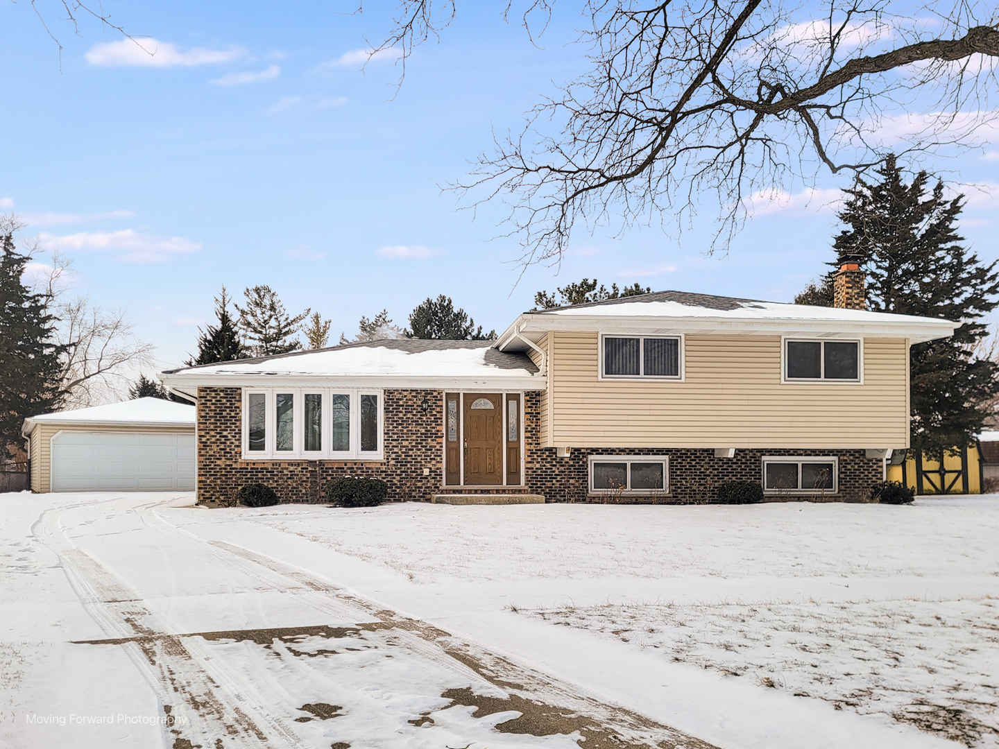 539 West Eggerding Drive Addison IL 60101