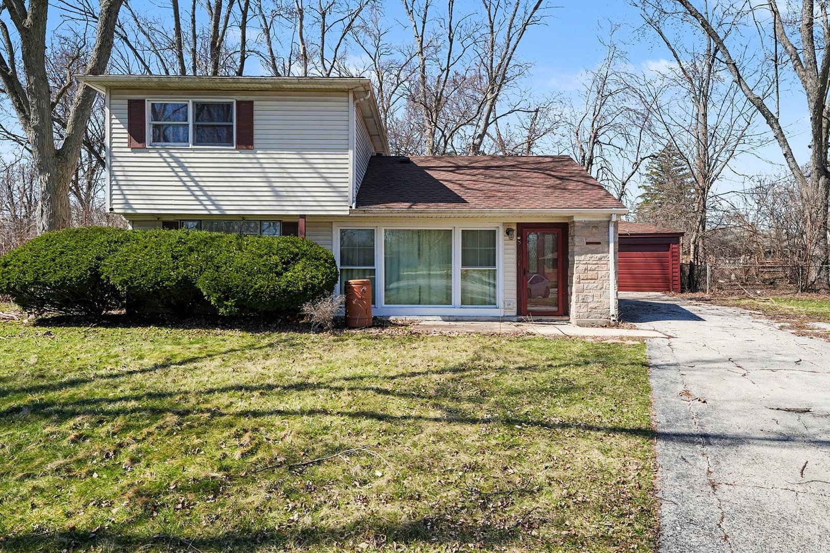 8 Mantua Court Park Forest IL 60466