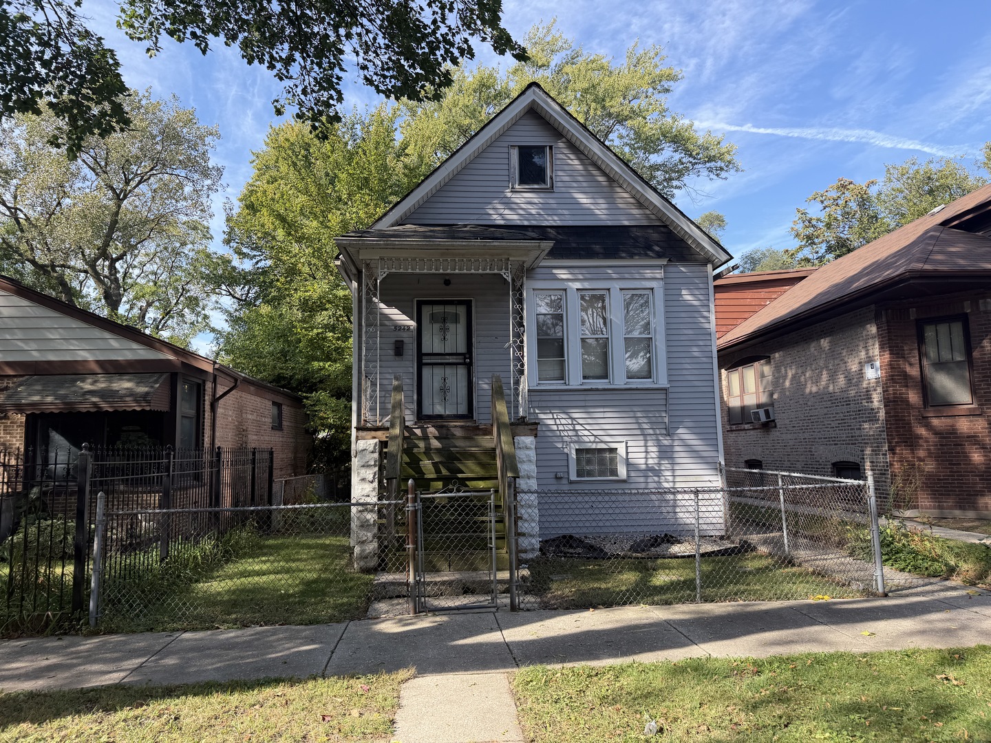 5242 South Sangamon Street Chicago IL 60609