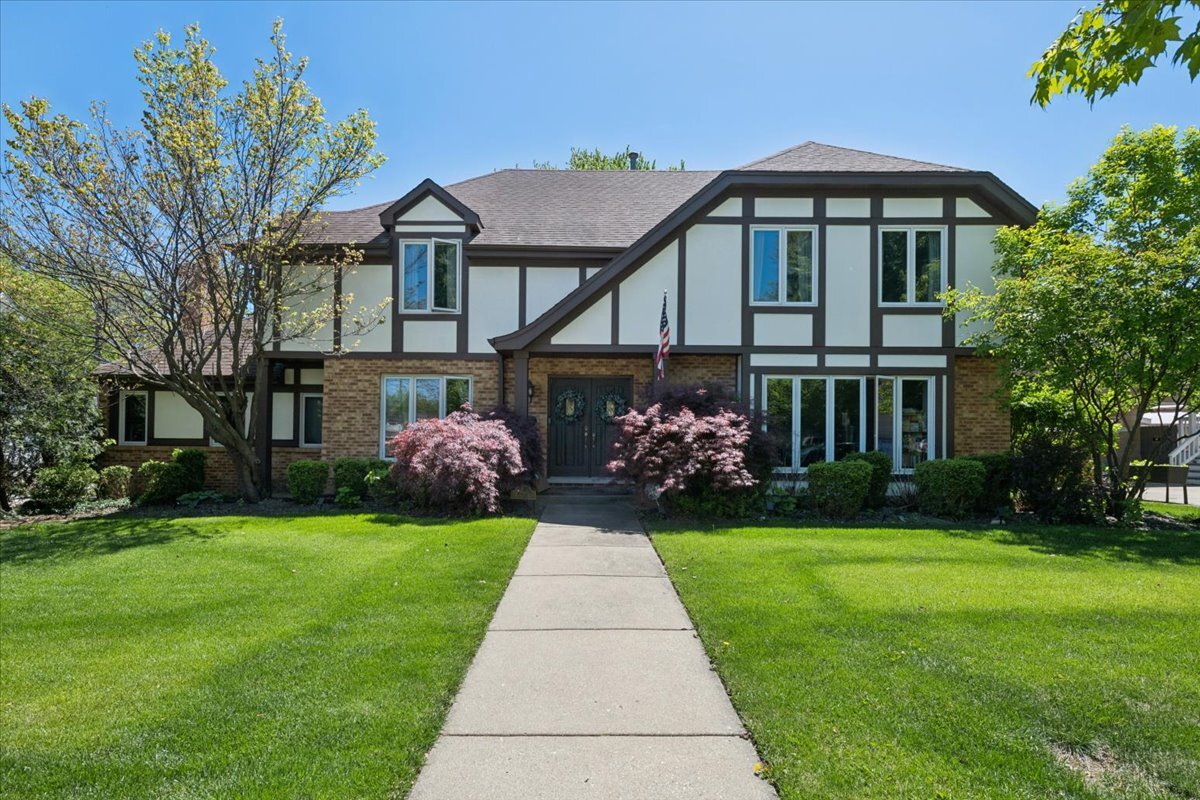 6729 West Ardmore Avenue Chicago IL 60631