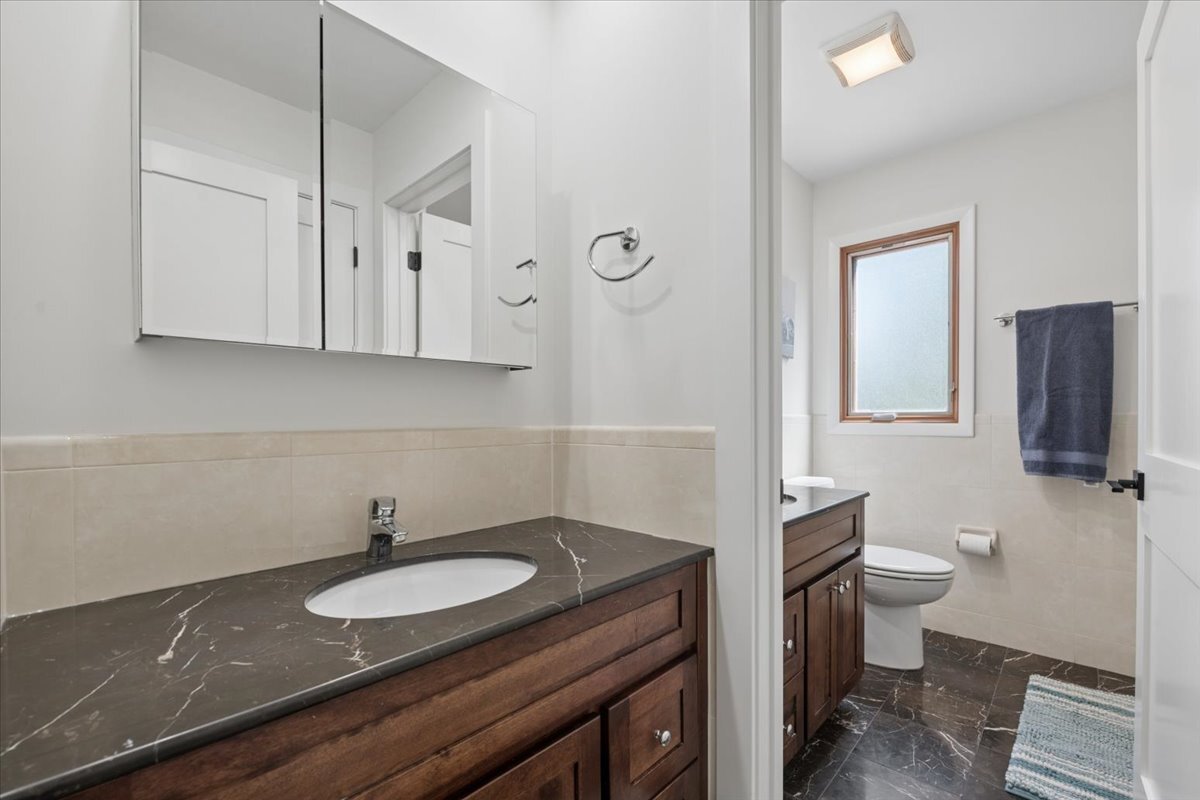 6729 West Ardmore Avenue Chicago IL 60631