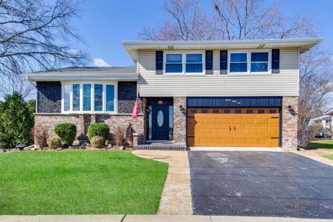 2042 South Goebbert Road Arlington Heights IL 60005