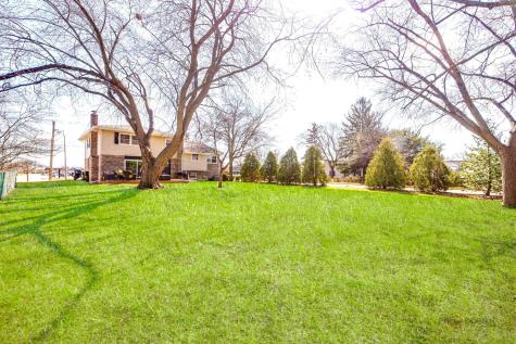 2042 South Goebbert Road Arlington Heights IL 60005