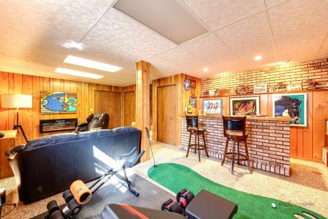 2042 South Goebbert Road Arlington Heights IL 60005