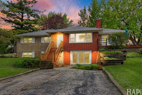 654 Harvard Avenue Barrington IL 60010