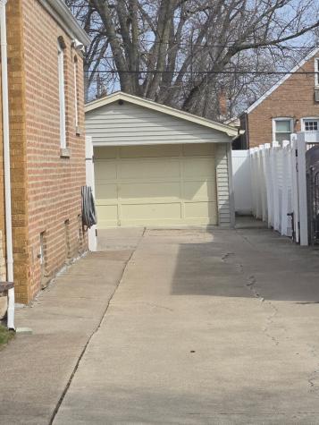14529 South Emerald Avenue Riverdale IL 60827