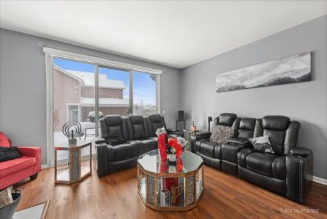 1431 Essex Street Algonquin IL 60102