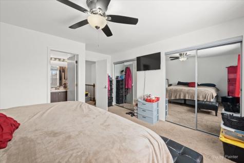 1431 Essex Street Algonquin IL 60102