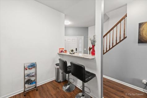 1431 Essex Street Algonquin IL 60102