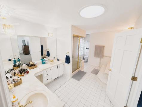 221 Windsor Drive Bartlett IL 60103