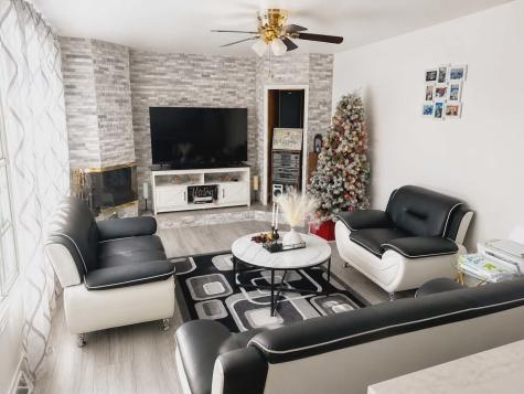 221 Windsor Drive Bartlett IL 60103
