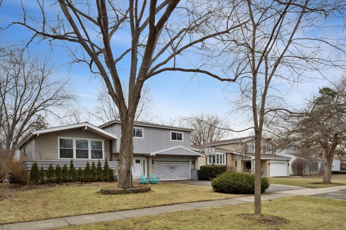 1908 Mccraren Road Highland Park IL 60035