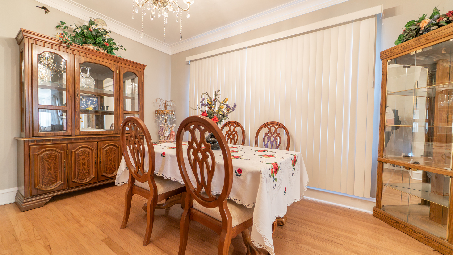 10613 South Avenue F Chicago IL 60617