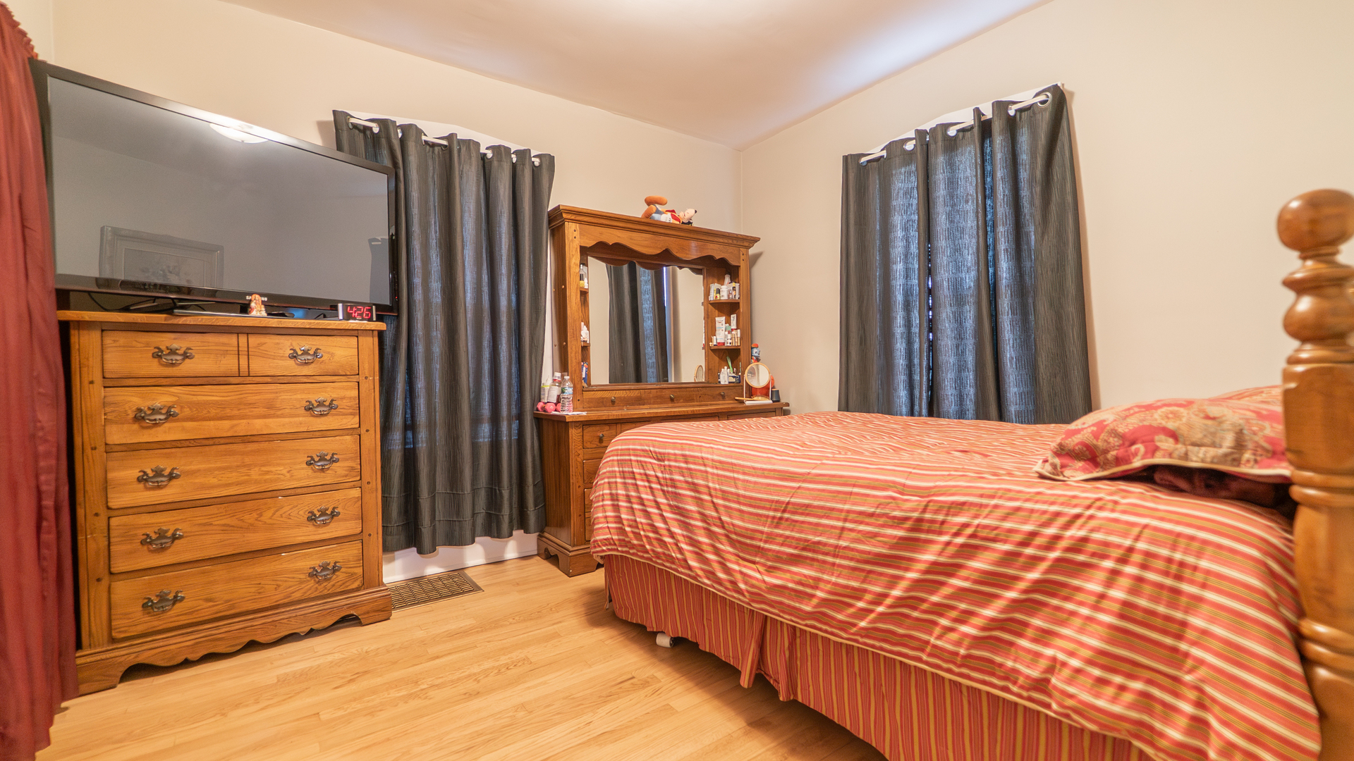 10613 South Avenue F Chicago IL 60617