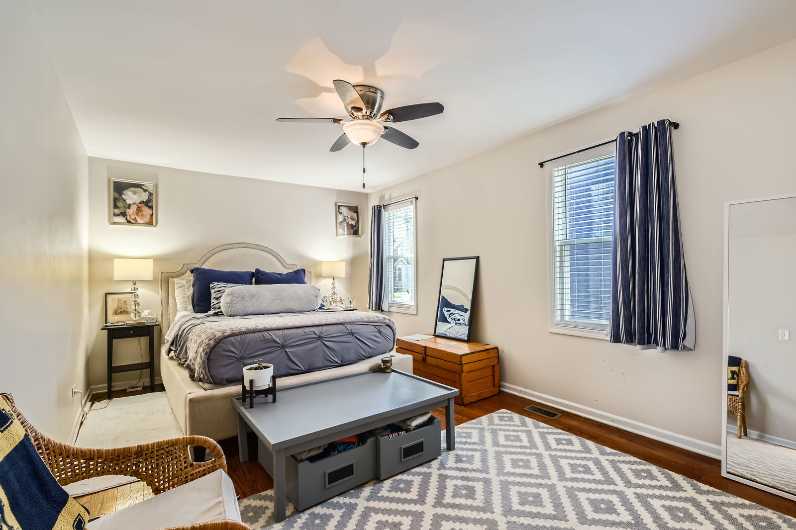 10940 South Wallace Street Chicago IL 60628